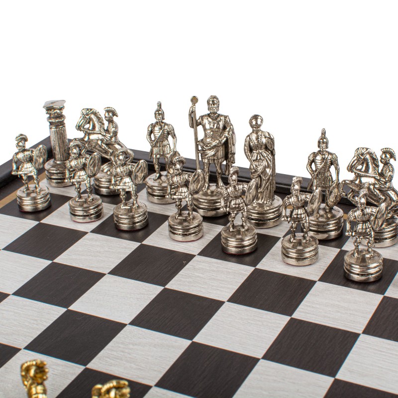 Σετ σκάκι με μεταλλικά πιόνια και μπρούτζινη σκακιέρα